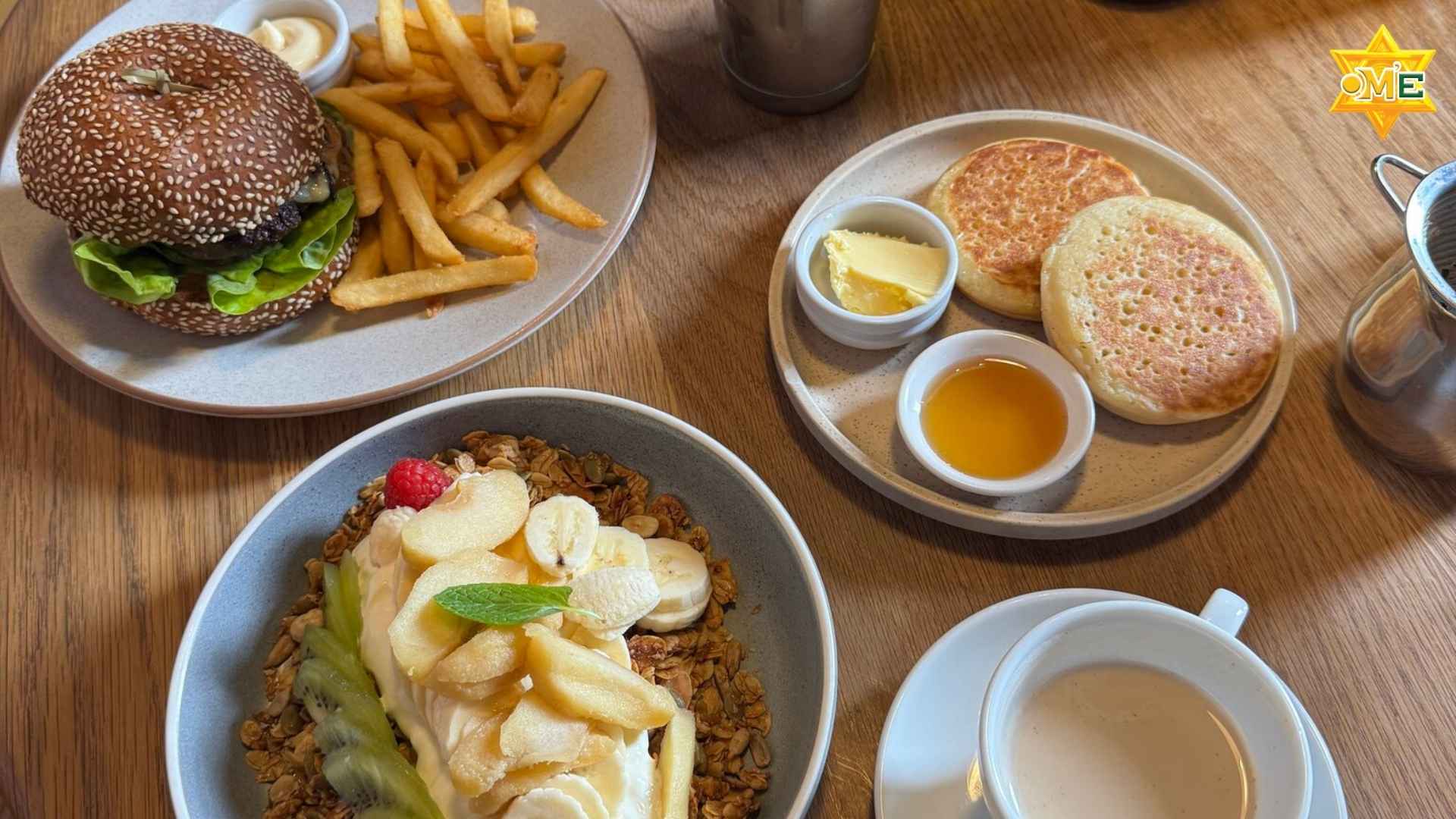 Cường Giáp Kiêng Ăn Gì? 20+ Thực Phẩm Cần Tránh