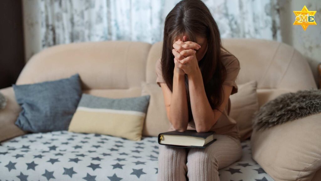 Người mệt mỏi vì lo lắng căng thẳng kéo dài