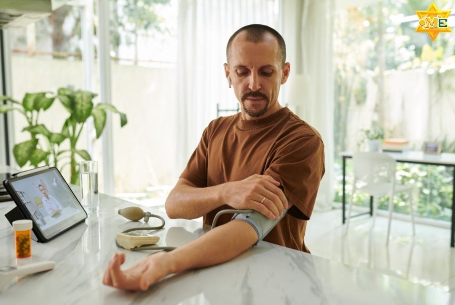 Bấm huyệt để hạ huyết áp