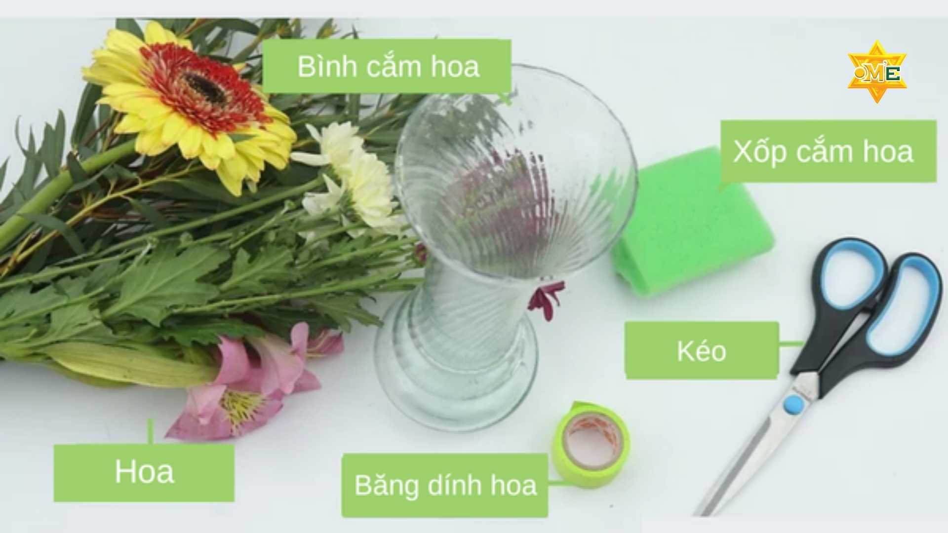 Học Cách Cắm Hoa Tươi