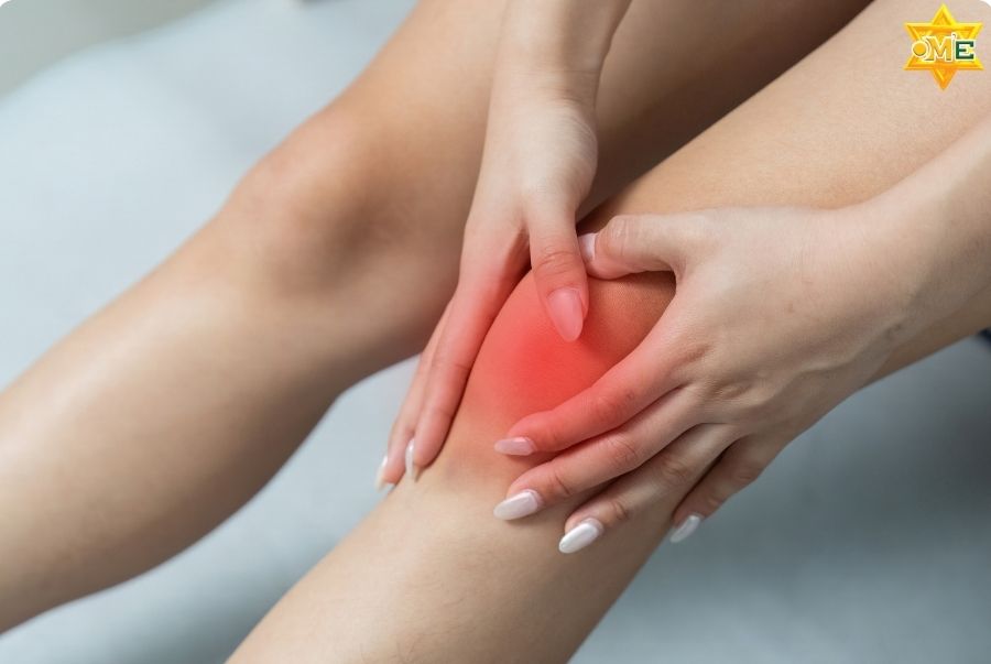 Bước lên cầu thang bị đau đầu gối và cách phục hồi hiệu quả