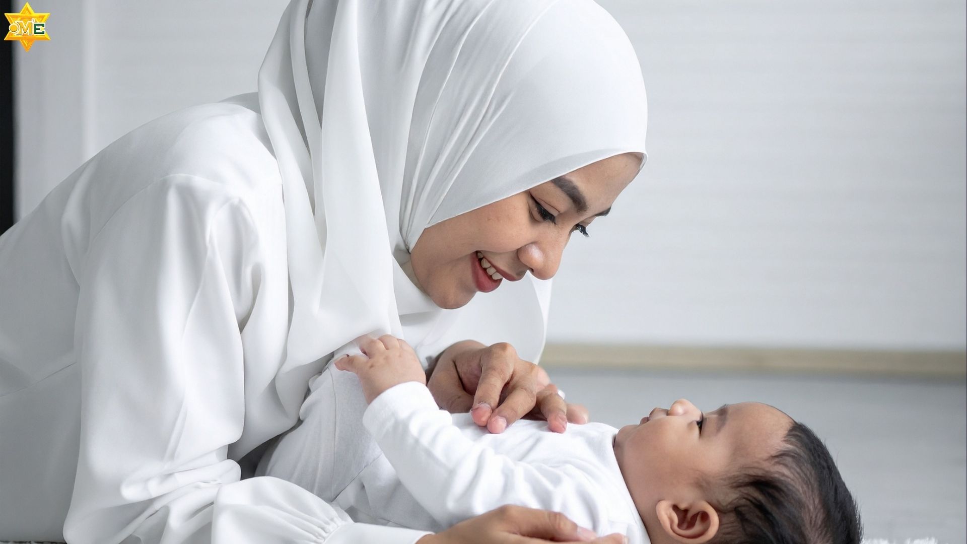 Massage Cho Em Bé – Khi Bàn Tay Là Ngôn Ngữ Của Yêu Thương