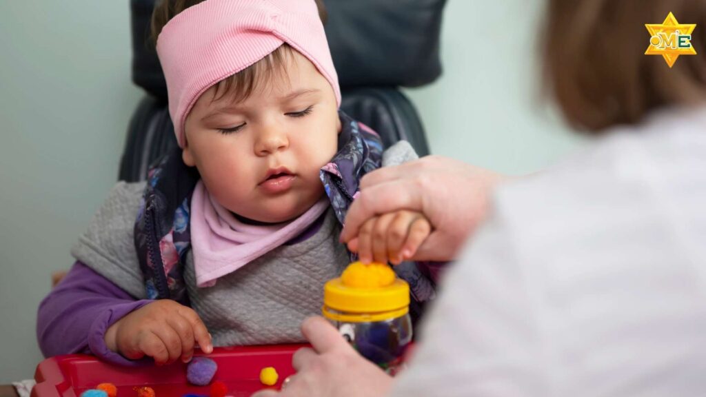 Dạy trẻ chậm phát triển trí tuệ tại nhà