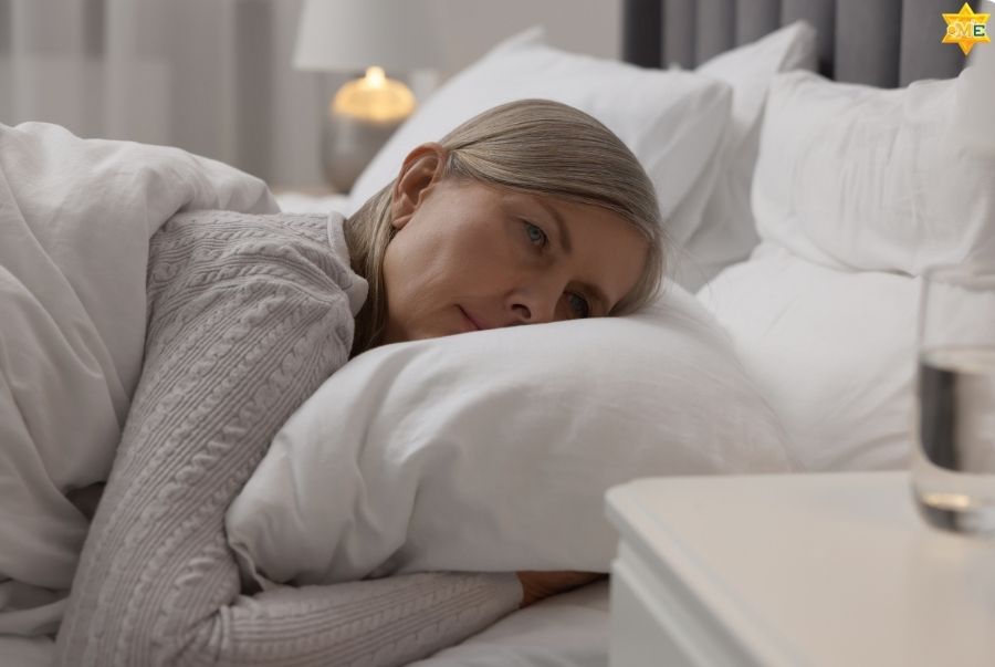 Tại sao bấm huyệt lại là khắc tinh của chứng mất ngủ?