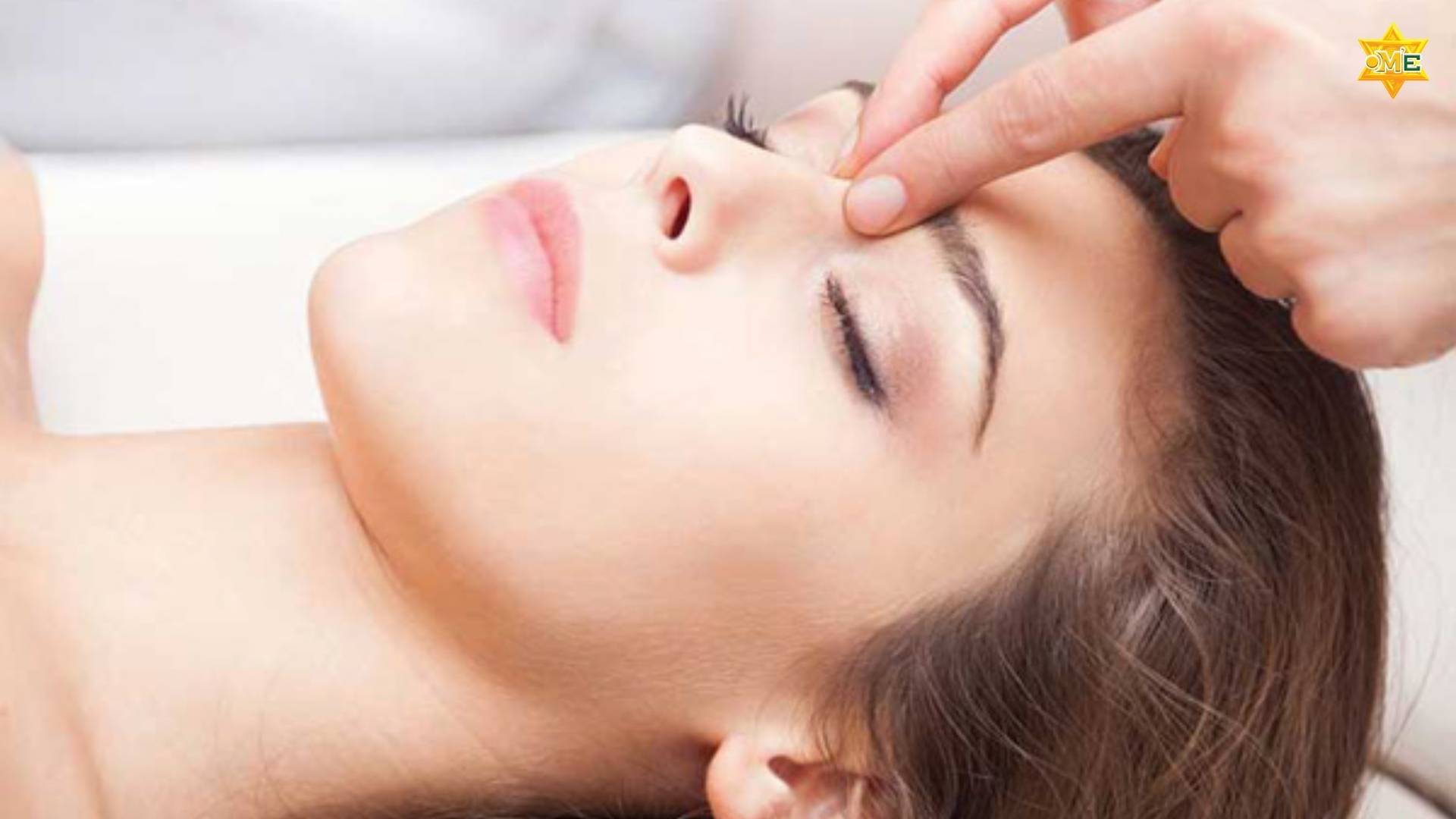 Đau Đầu Ấn Huyệt Nào?