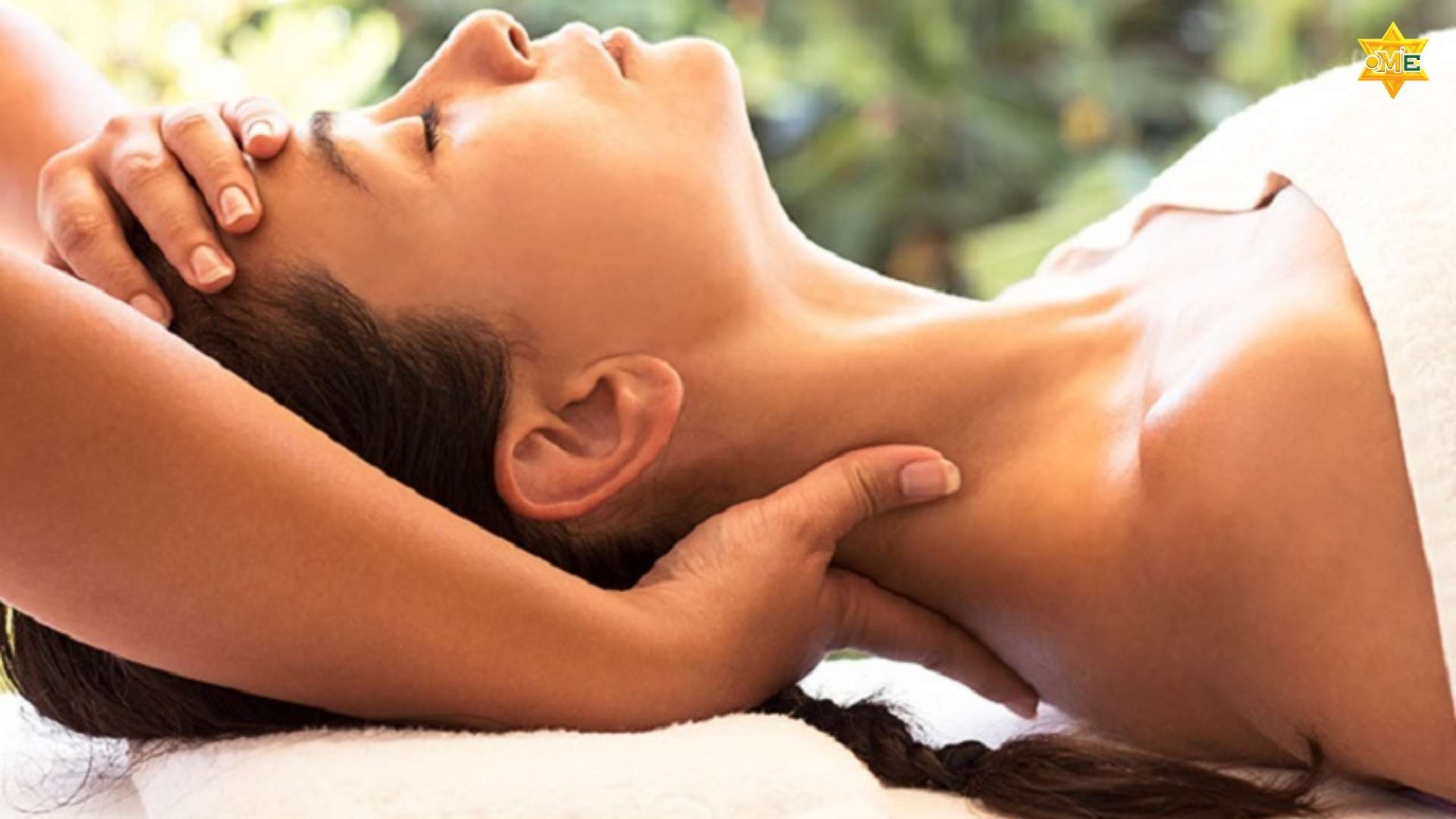 Hướng Dẫn Chi Tiết Cách Xoa Bóp Vai Gáy