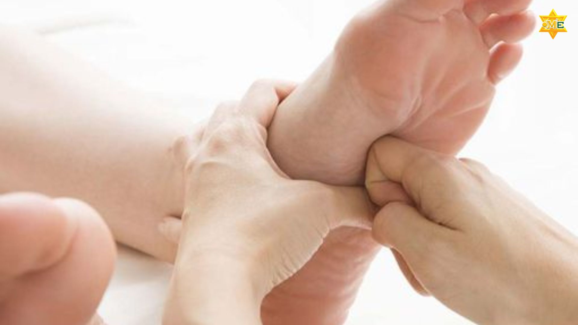 Cách Xoa Bóp Chân Cho Máu Lưu Thông