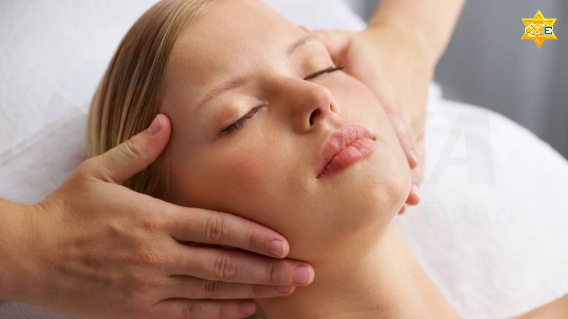 Đừng Tự Bấm Huyệt Các Huyệt Trên Mặt