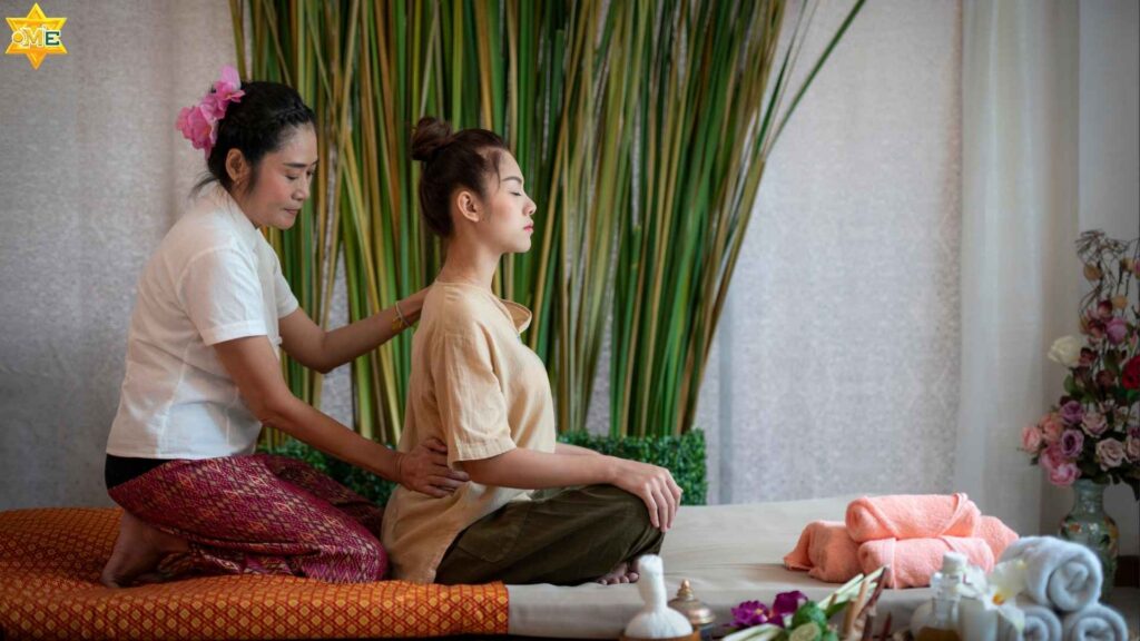 Massage lưng – thắt lưng