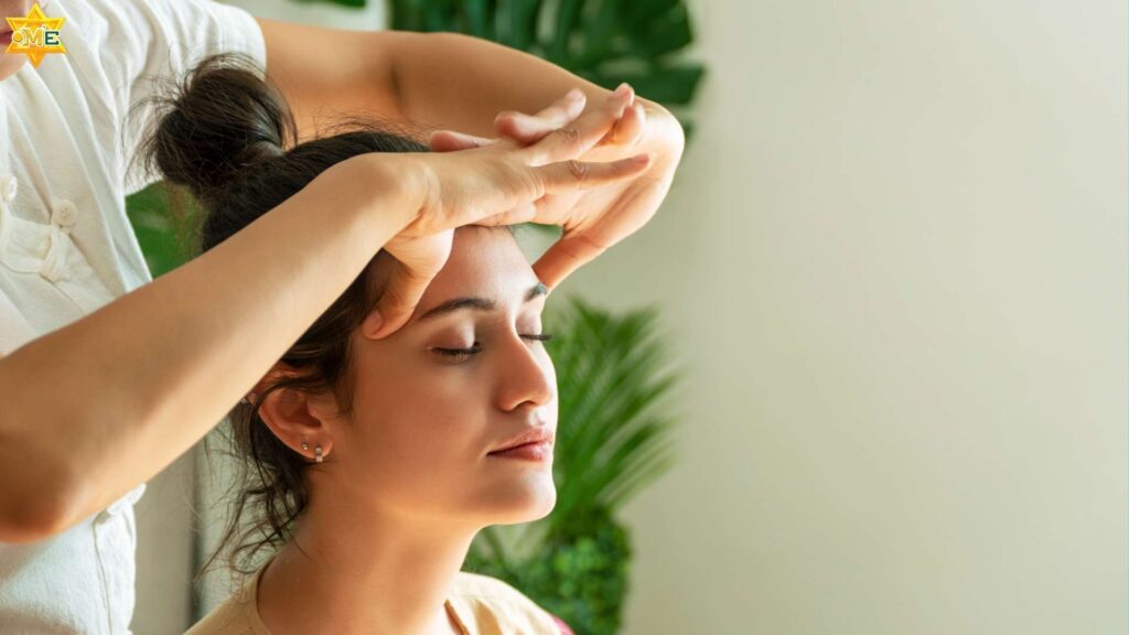 Vì sao massage đầu ngày càng được ưa chuộng?
