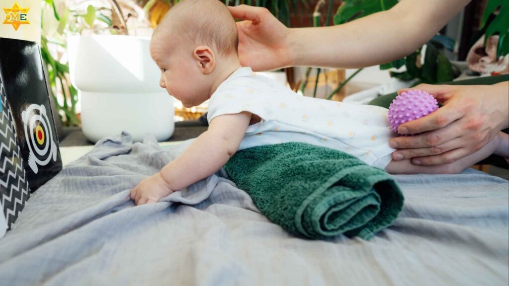 Kỹ thuật massage cho bé sơ sinh đúng cách