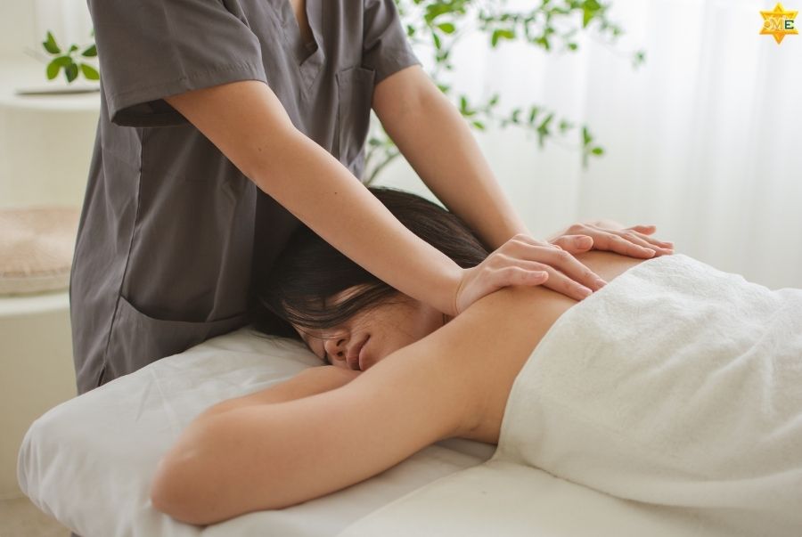 Hướng dẫn cách bấm huyệt Thận Du hiệu quả