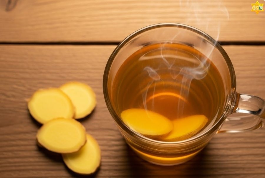 Uống nước gừng tươi ấm: Đẩy độc tố và giảm mệt mỏi
