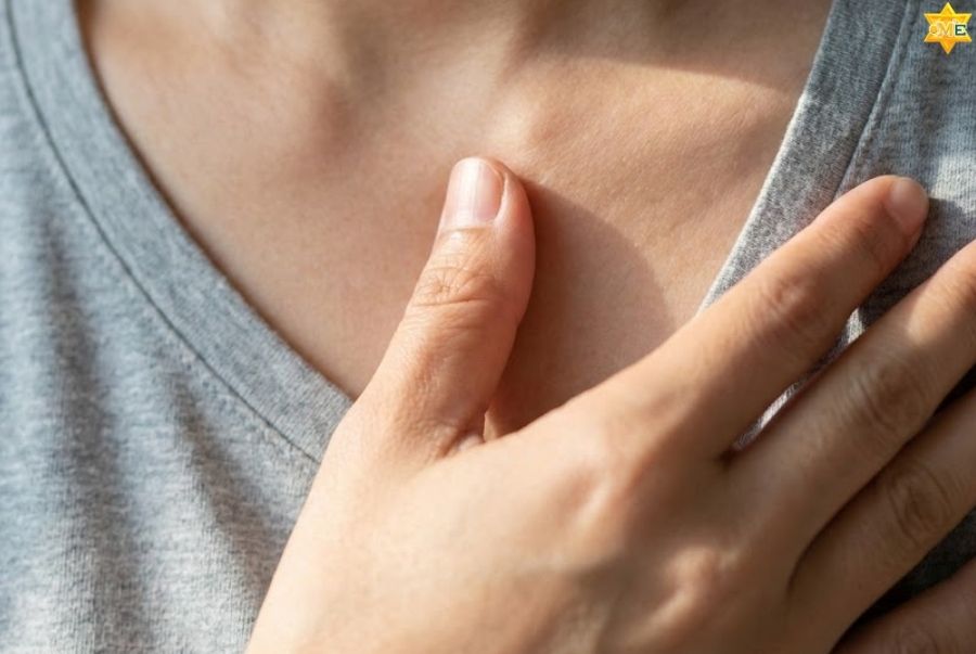 Hướng dẫn cách tác động lên huyệt Trung Phủ trị bệnh