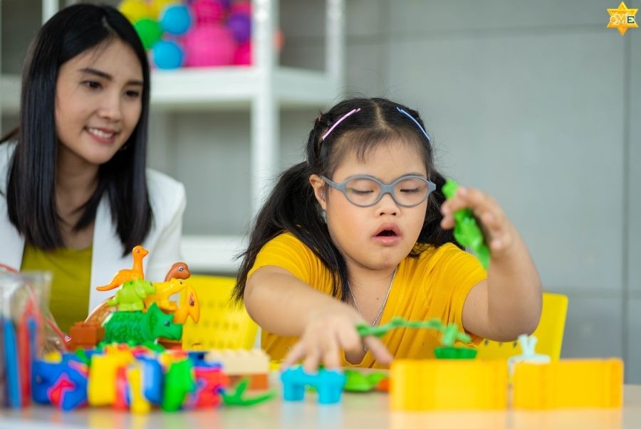 Những biểu hiện đặc biệt của trẻ ở nhà