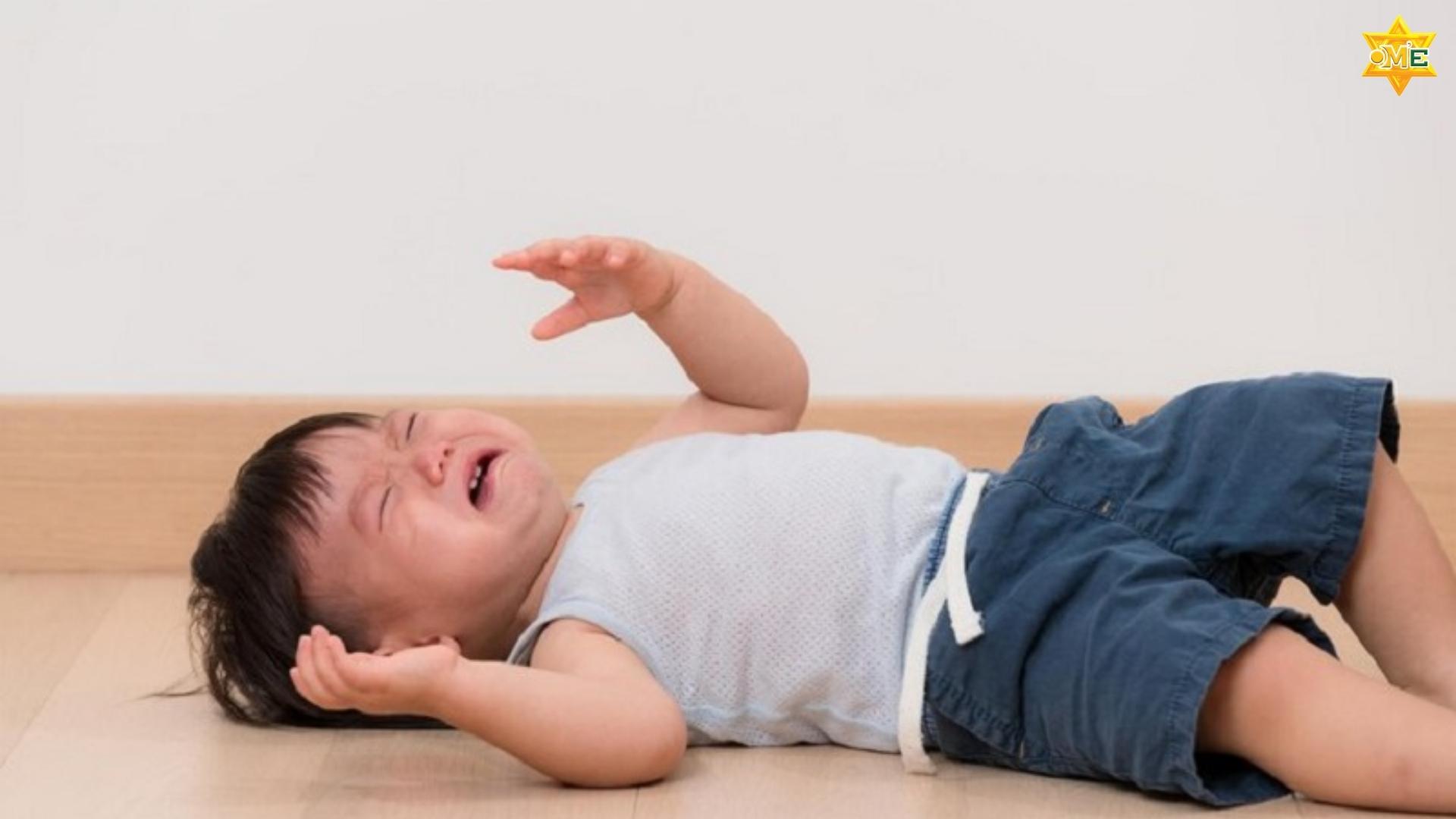 Khi con sốt co giật phải làm sao 