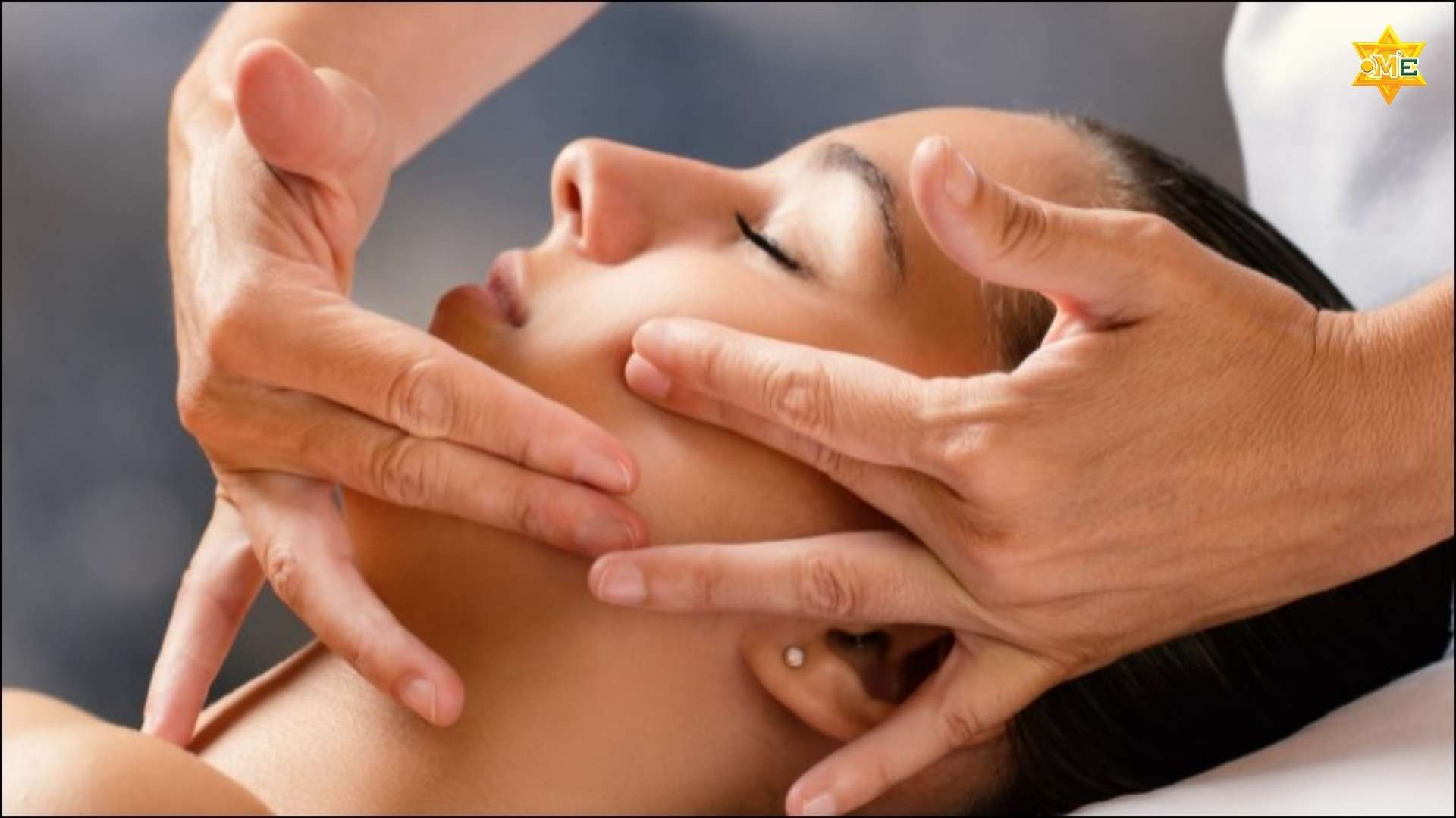 Kỹ thuật massage mặt từ A-Z