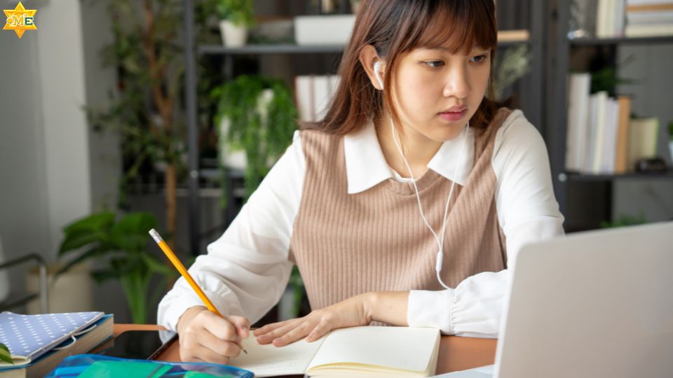 VÌ SAO HỌC CHĂM SÓC SỨC KHỎE MỘT MÌNH THƯỜNG KHÓ DUY TRÌ?