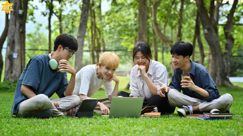 Vai Trò Của Cộng Đồng Học Tập: Vì Sao Học Cùng Nhau Giúp Bạn Đi Xa Hơn?